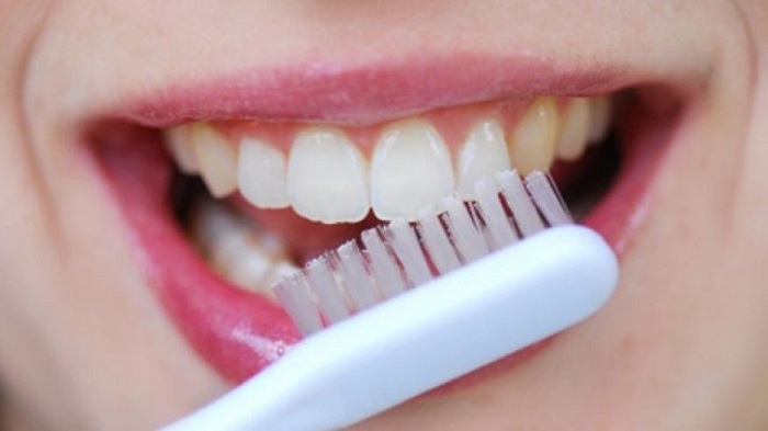 6 mistakes you`re making every time you brush your teeth 